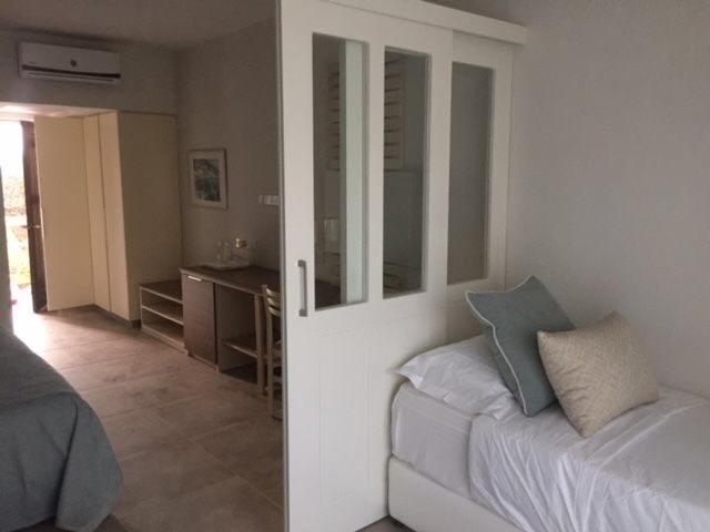 Freij Hotel & Resort - Adults Only Ayia Napa Rum bild